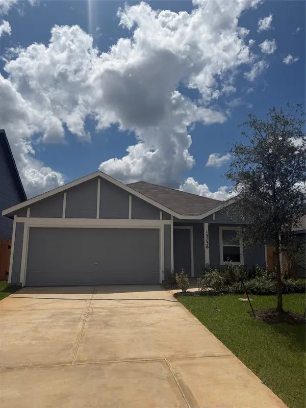 15736 Plum Brook Drive, Conroe, TX 77303
