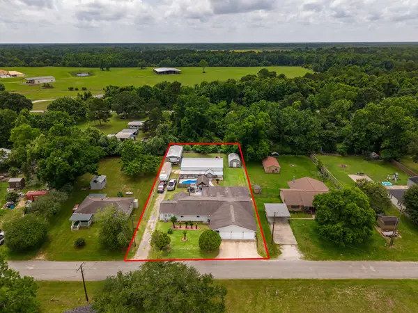 53 County Road 147, Liberty, TX 77575