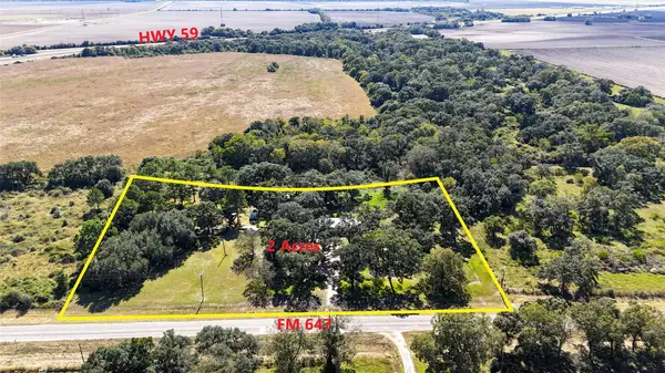 979 N Fm 647 Road, Louise, TX 77455