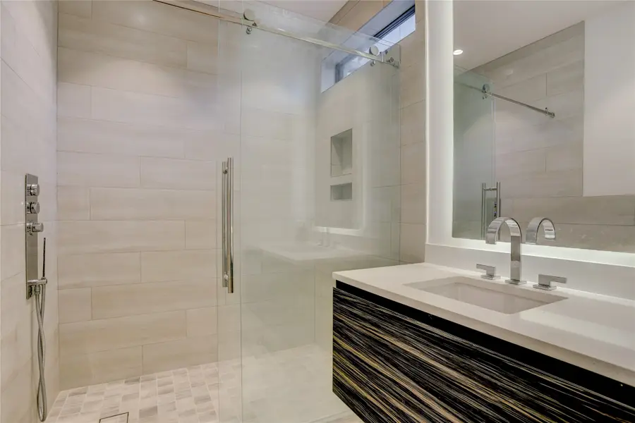 1807 Indiana Street, Houston, TX 77019 - #3