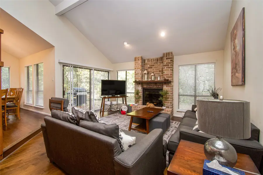 26 Memory Lane, The Woodlands, TX 77380 - #2