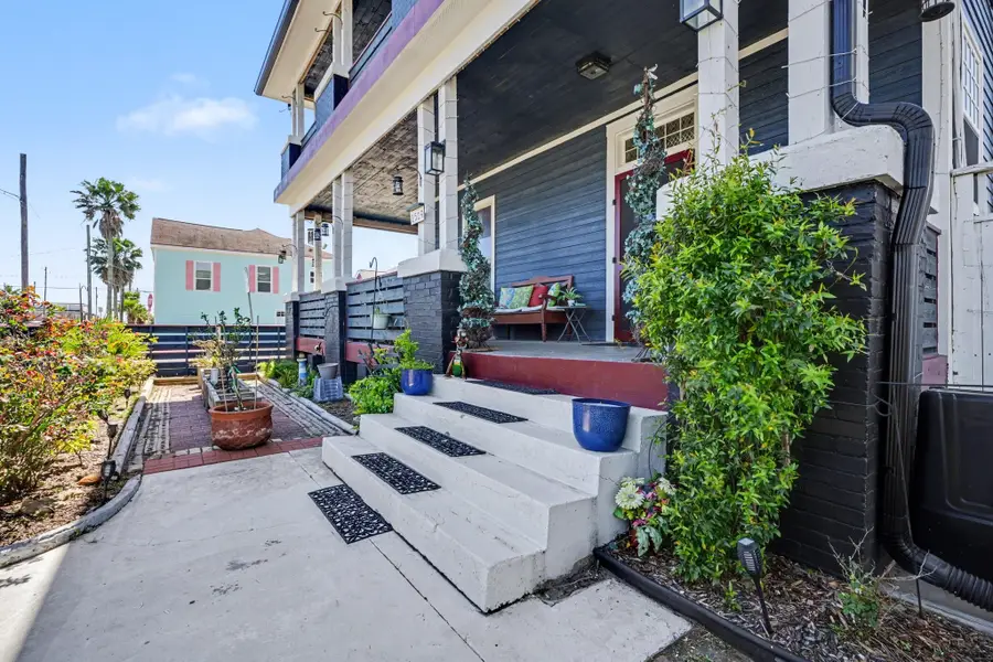 1519 17th St, Galveston, TX 77550 - #3