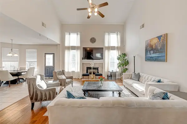 2015 Holly Glade Lane, Sugar Land, TX 77498