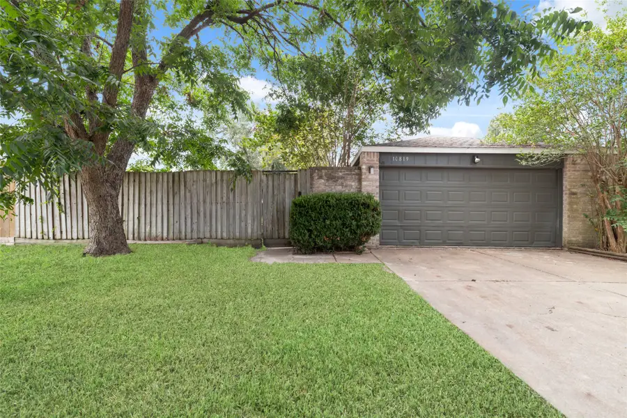 10819 Berry Tree Drive, Houston, TX 77064 - #2