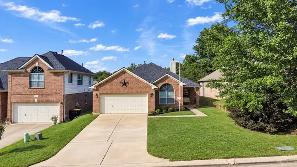 2310 Highland Crossing Drive, Conroe, TX 77304