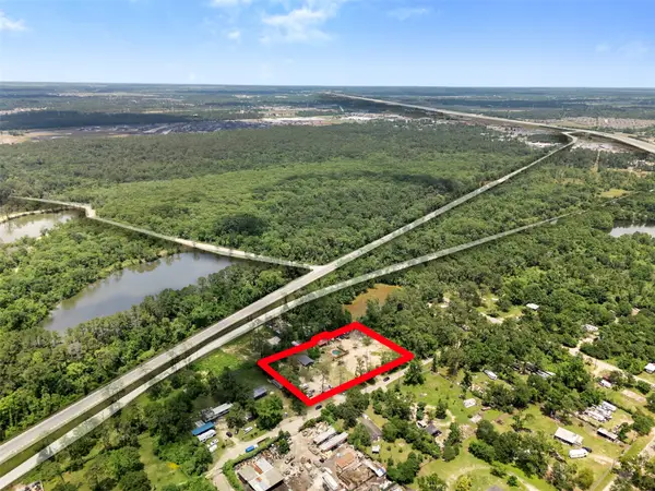 1302 Cherry Ln, Crosby, TX 77532