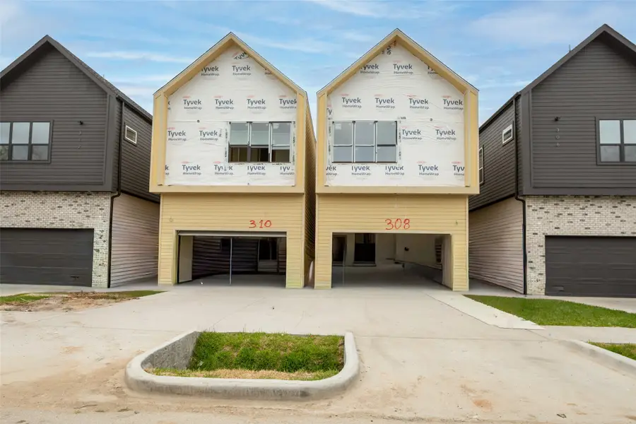 310 E 35th Street, Houston, TX 77018 - #2