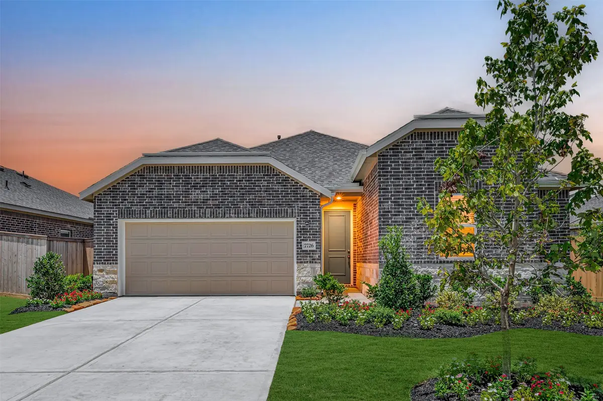 2911 Silver Frost Street, Angleton, TX 77515 - #1