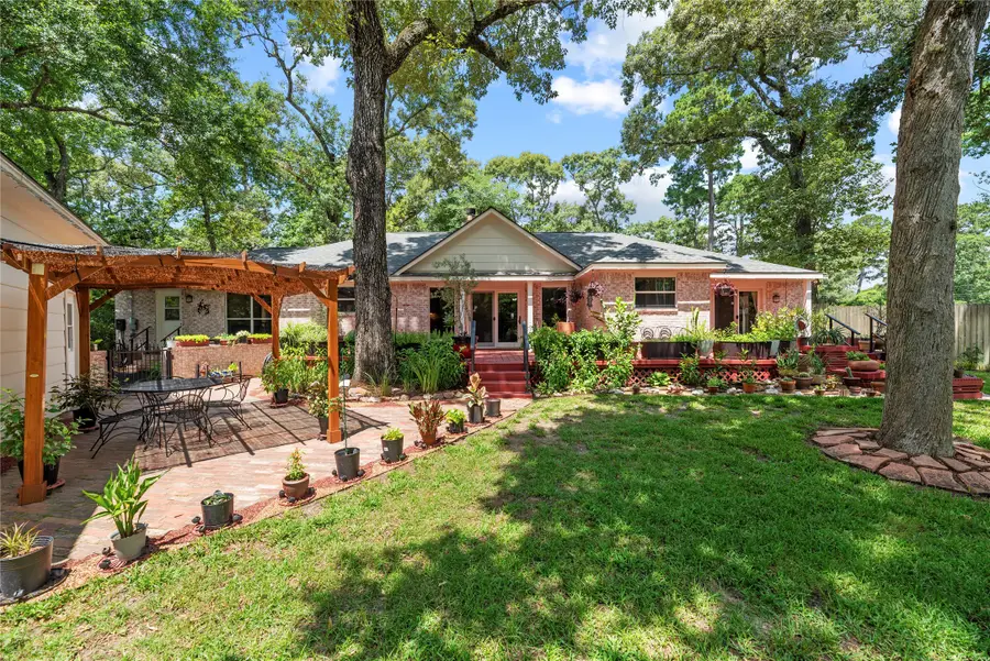 281 Ridgewood Drive, Magnolia, TX 77355 - #2