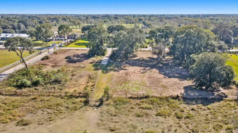 676 Evergreen Street, Fresno, TX 77545 - Image #2