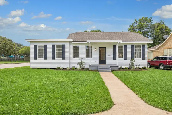4601 Avenue O 1/2, Galveston, TX 77551