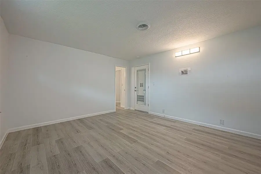 1209 Pine Street, Alvin, TX 77511 - #3