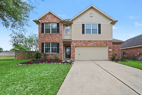 9719 Opal Rock Drive, Rosharon, TX 77583