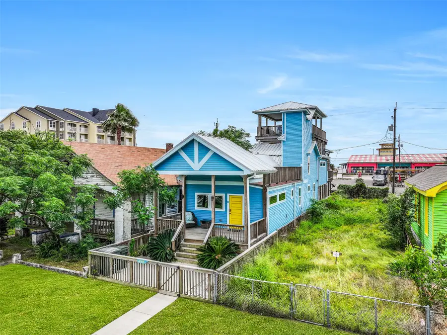 2909 Avenue R, Galveston, TX 77550 - #2