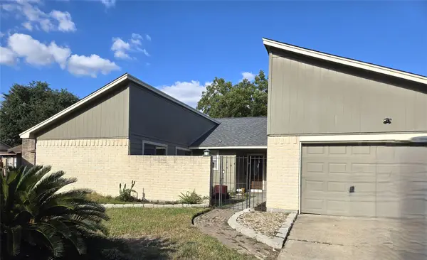 6810 Desert Rose Lane, Houston, TX 77086