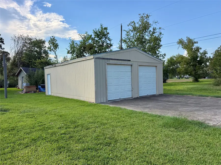 202 Cotton Street, Jones Creek, TX 77541 - #3