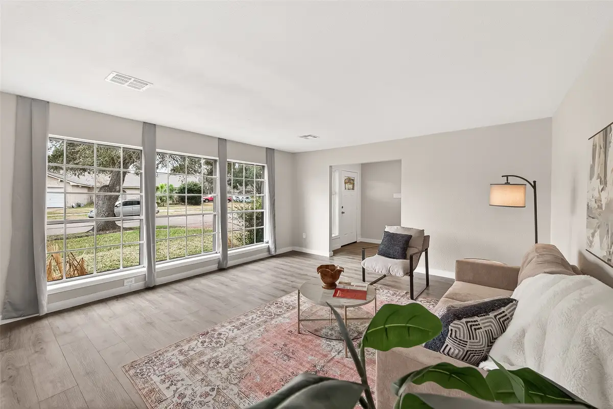 9110 Vickijohn Drive, Houston, TX 77031 - #1