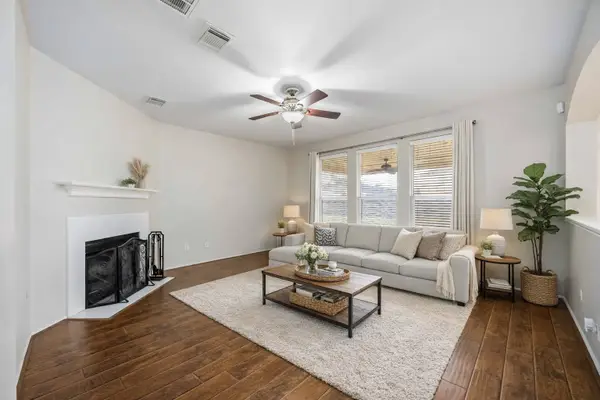 6422 Brazos Glen Lane, Richmond, TX 77469