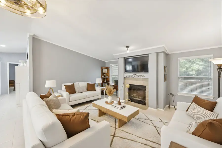 110 N Pine Court, Cleveland, TX 77328 - Image #3