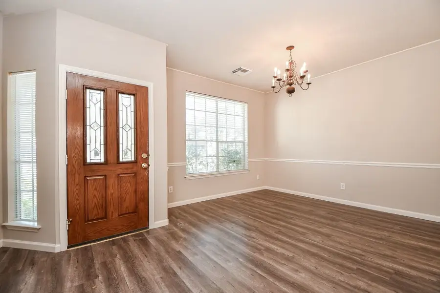 1110 Kerri Court, Sugar Land, TX 77479 - Image #3