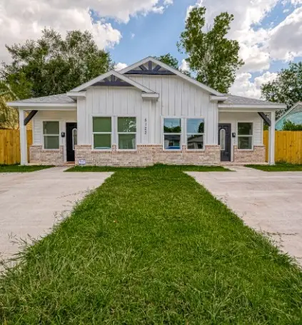 5122 Southwind Street, Houston, TX 77033