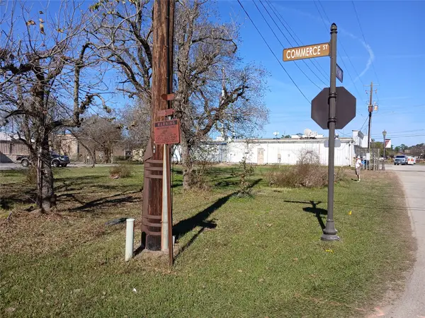 0 Commerce, Magnolia, TX 77355