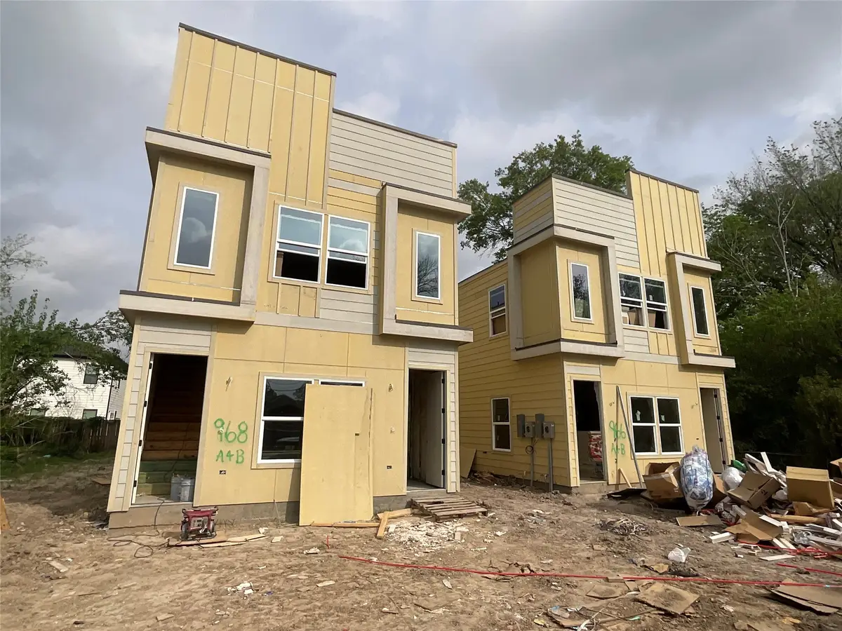 968 South Lane #A/B, Houston, TX 77088 - #1