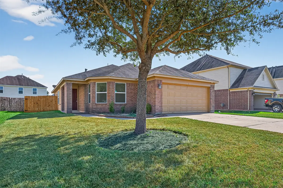2107 Bishop Hollow Lane, Rosenberg, TX 77471 - Image #1