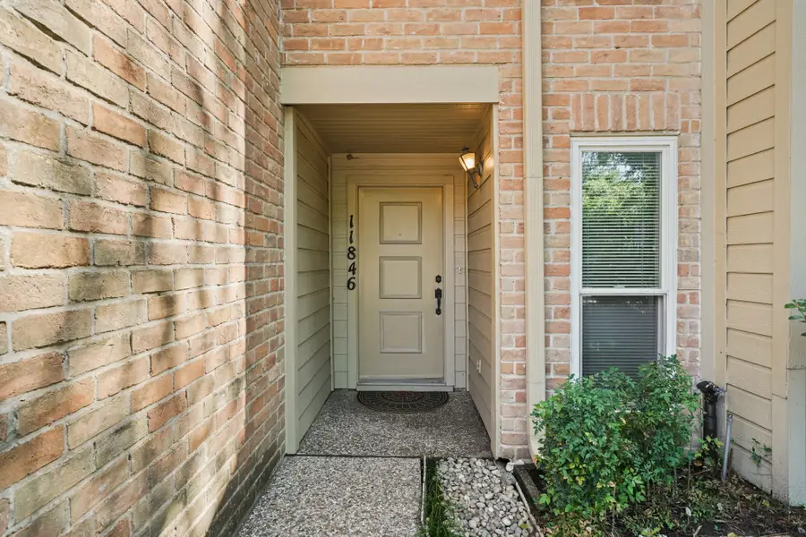 11846 Barryknoll Lane #5, Houston, TX 77024 - #2