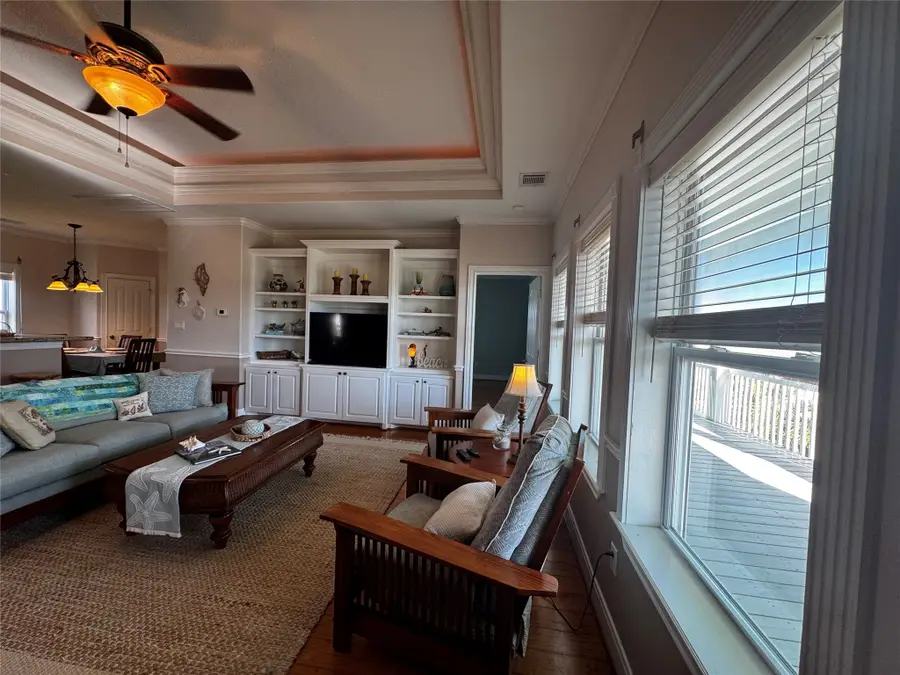 901 Helen Boulevard, Crystal Beach, TX 77650 - #3