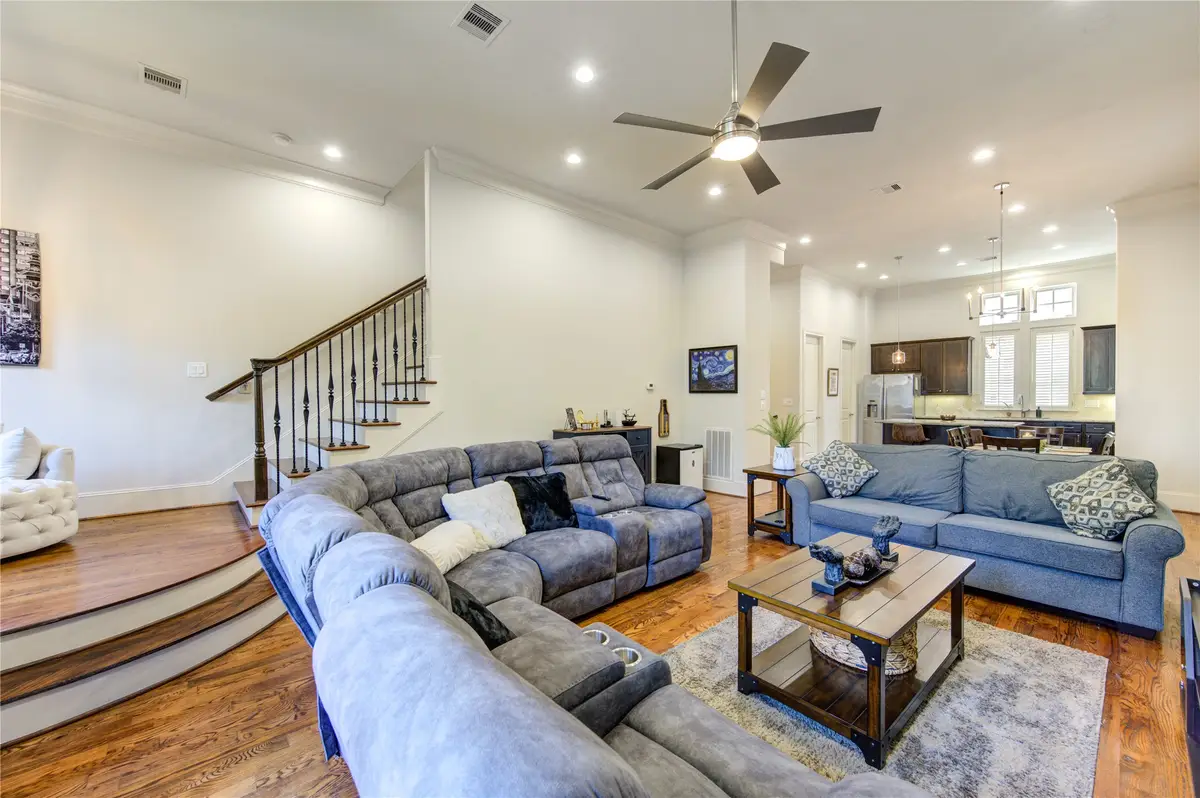 411 W 17th Street #B, Houston, TX 77008 - Image #1