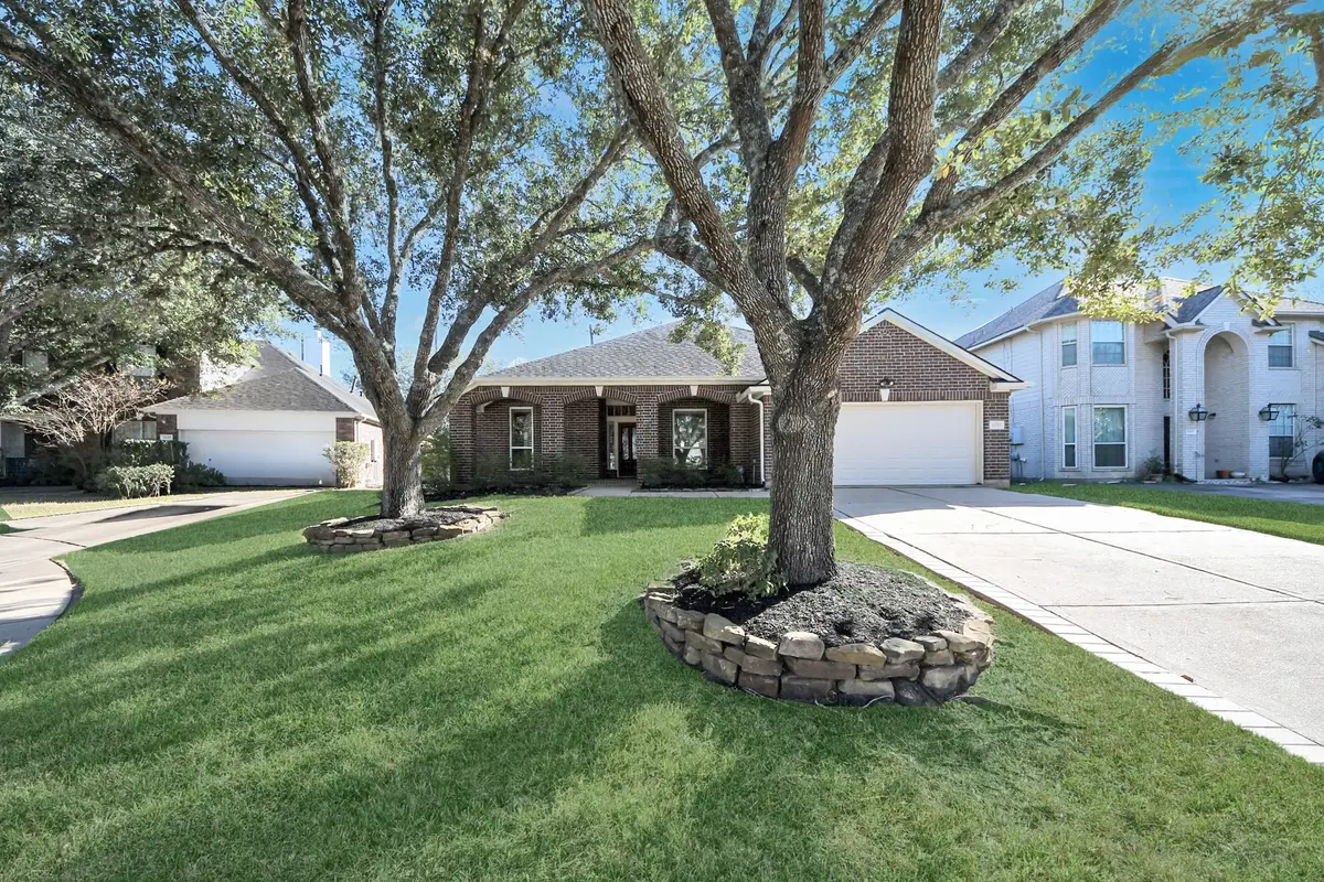 1231 Deerbrook Drive, Sugar Land, TX 77479 - Image #1