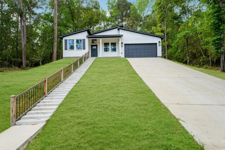 24411 Oakland Hills Drive, Huntsville, TX 77320 - #2