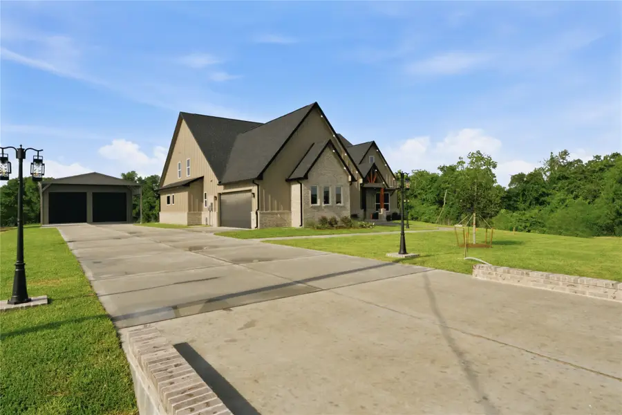 5024 Texana Dr, Baytown, TX 77523 - #2