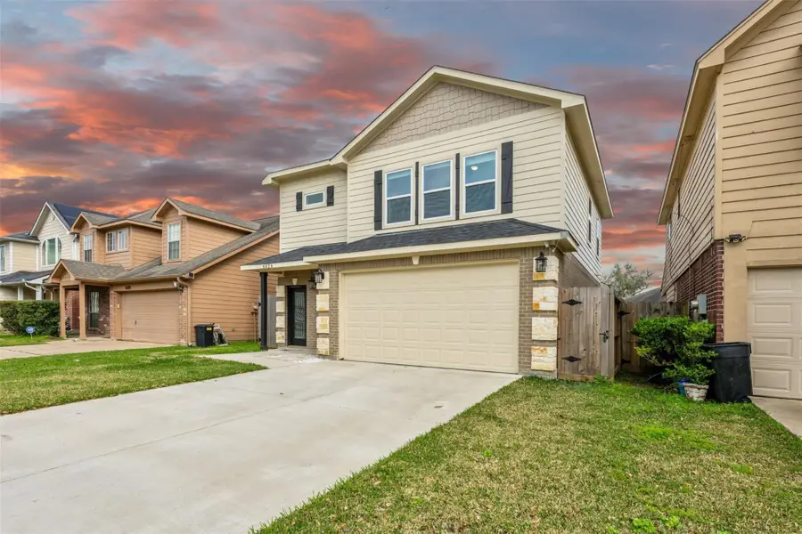 6626 Autumn Flowers Dr, Katy, TX 77449 - #3