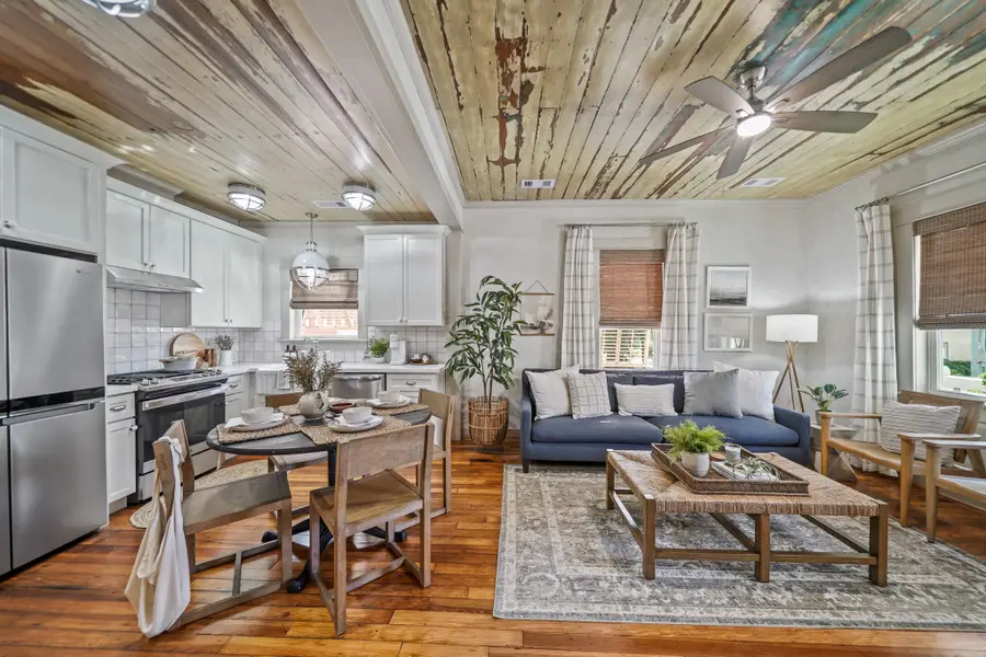 3705 Avenue K, Galveston, TX 77550 - #3