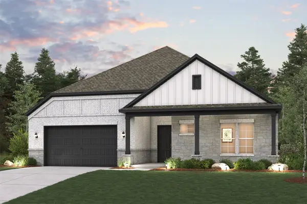 107 Lake Woodshore Court, Clute, TX 77531