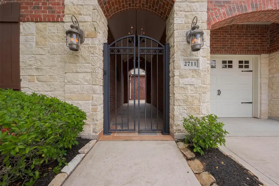 2711 King Point View Lane, Spring, TX 77388 - #2
