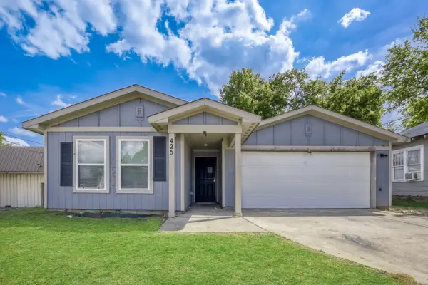 425 E Oakwood Street, Tyler, TX 75701