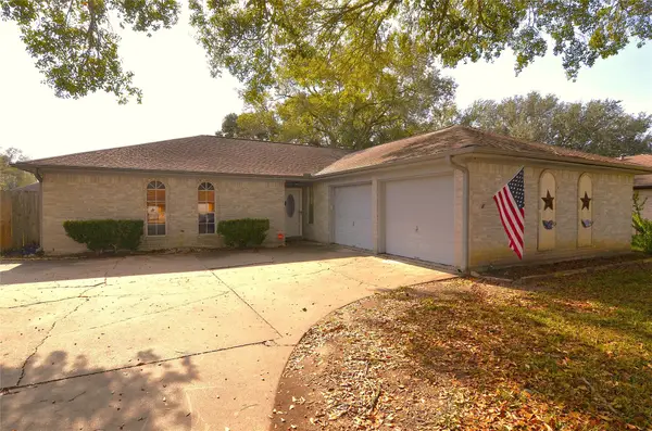 3514 Glenmeadow Drive, Rosenberg, TX 77471