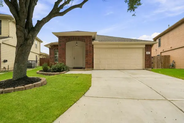 18151 Sorrell Oaks Circle, Richmond, TX 77407