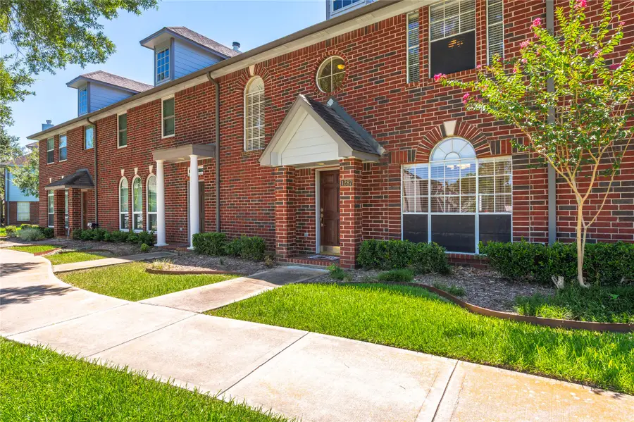 1287 El Camino Village Drive, Webster, TX 77058 - #2