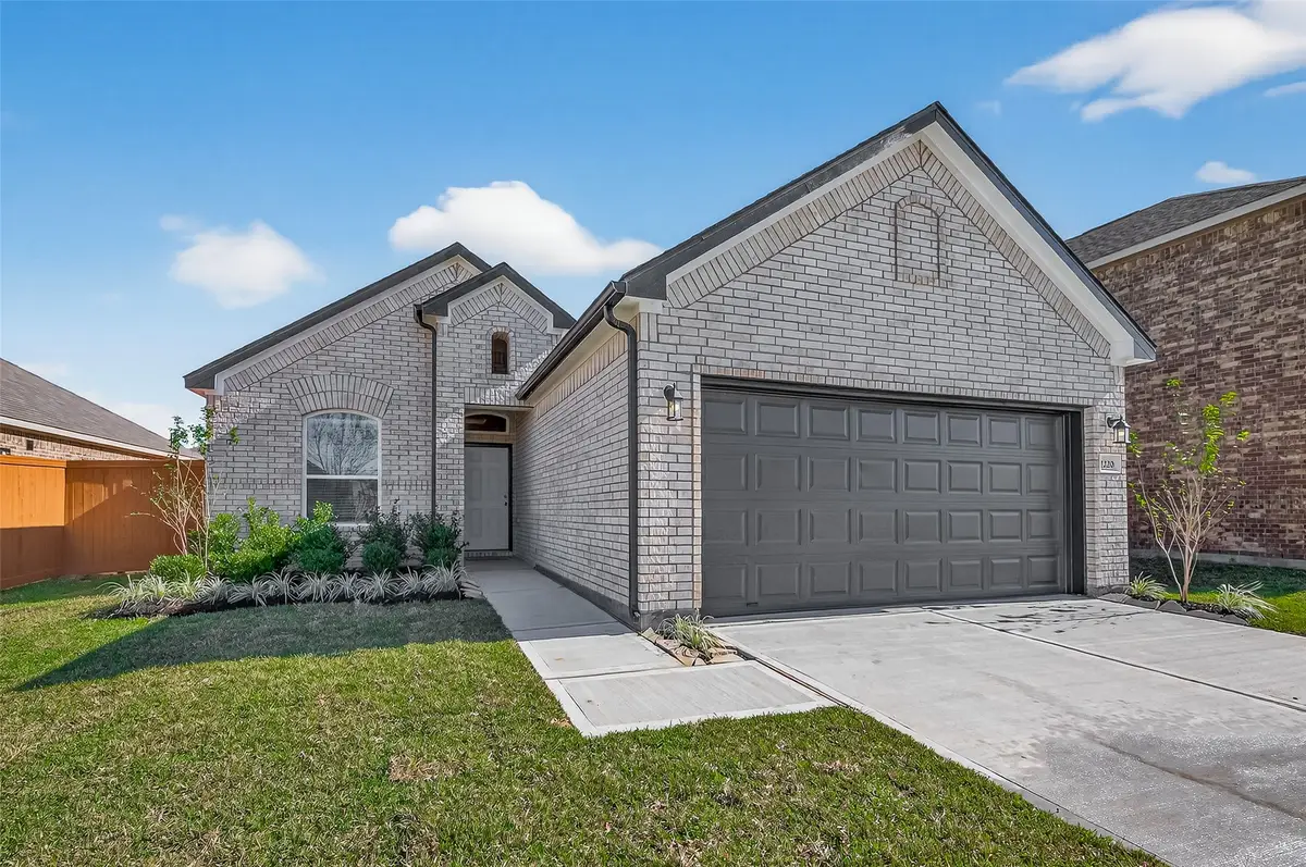 2220 Manila Lane, Texas City, TX 77568 - #1