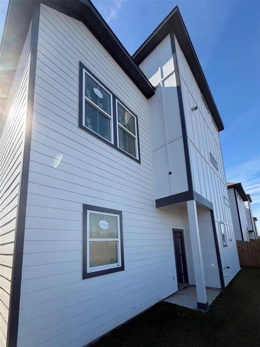 6702 Metro Boulevard #11, Houston, TX 77083 - #3