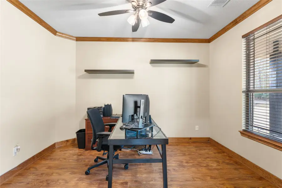 906 Fairbanks Drive, Magnolia, TX 77354 - Image #2