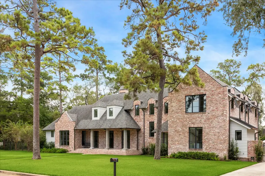 7 Hedwig Shadows Drive, Houston, TX 77024 - Image #2