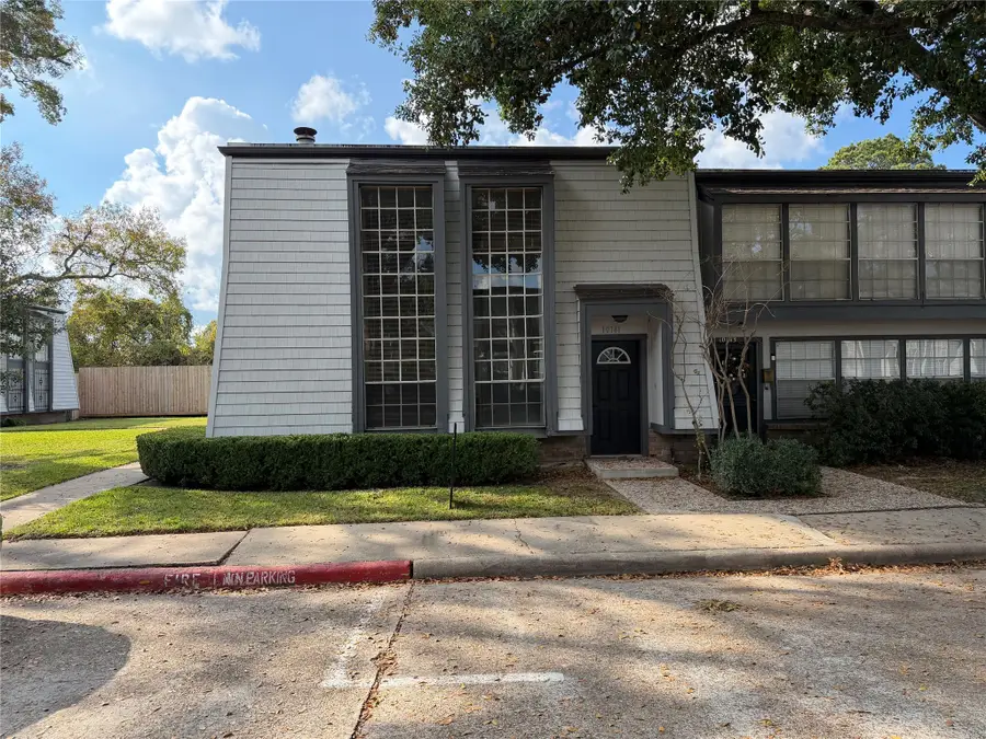 10141 Beekman Place Drive, Houston, TX 77043 - Image #2
