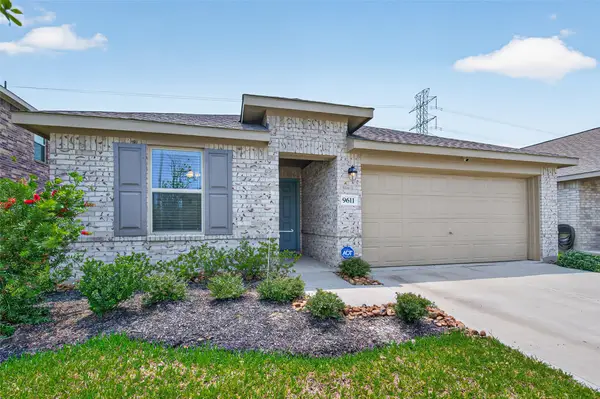 9611 Atwood Lake Drive, Baytown, TX 77521