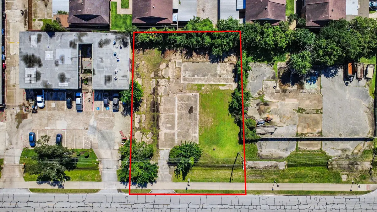 3031 Highway 146, La Porte, TX 77571 - #1