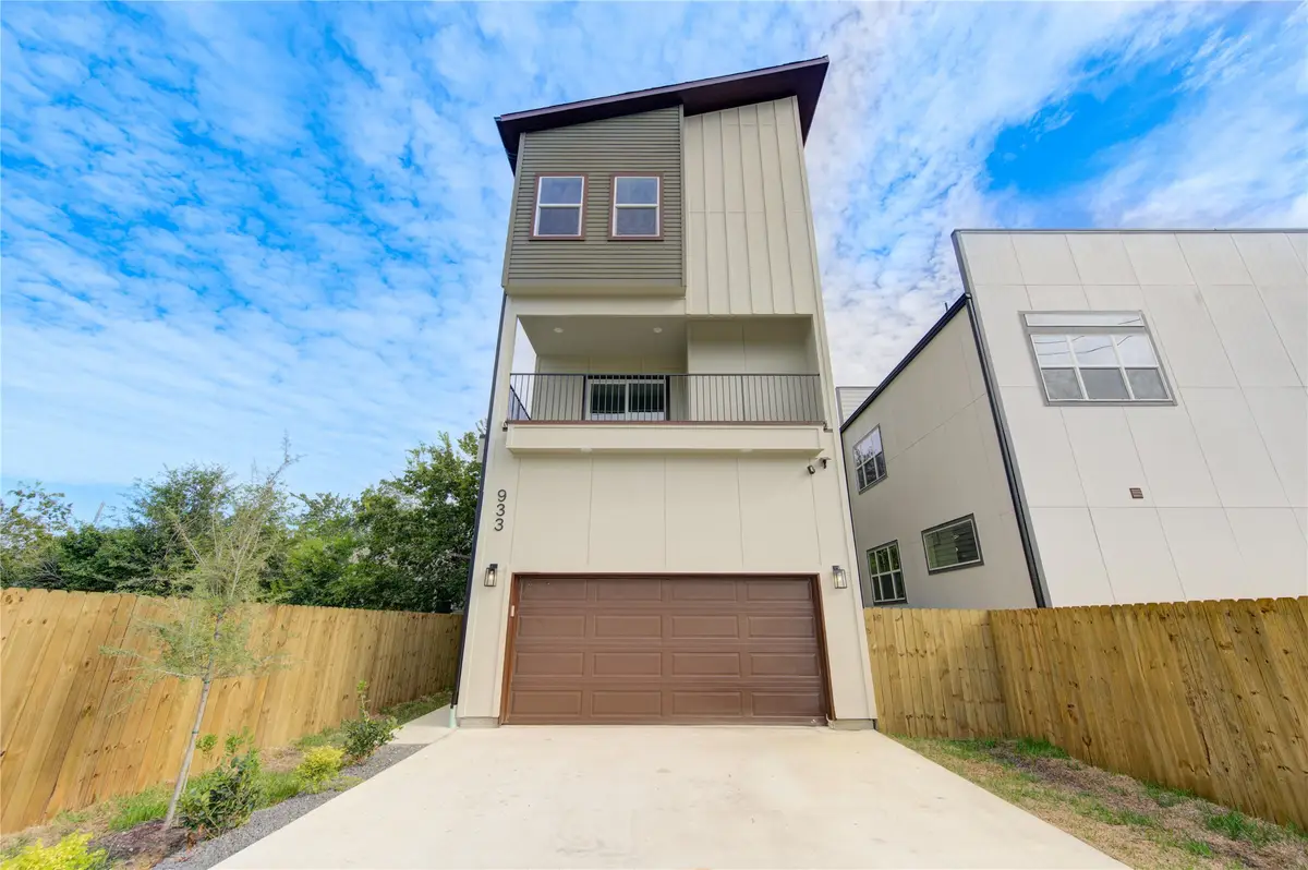 933 E 40 1/2 St Street, Houston, TX 77022 - #1